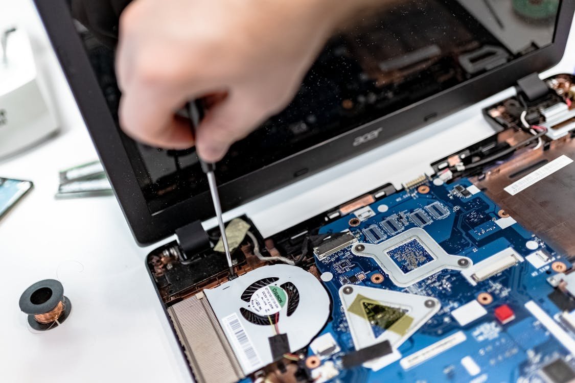 Computer repair services image